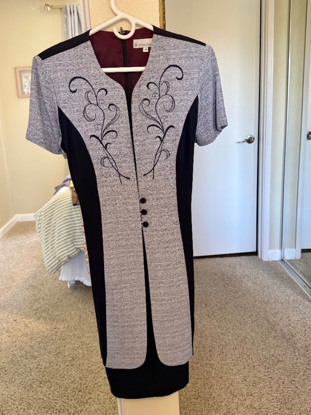 Vintage Dressbarn Size 10 Women’s Dress with tie in back